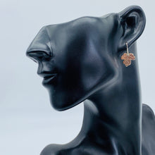 Load image into Gallery viewer, Sark Silver Maple Leaf Pendant (XL) &amp; Set